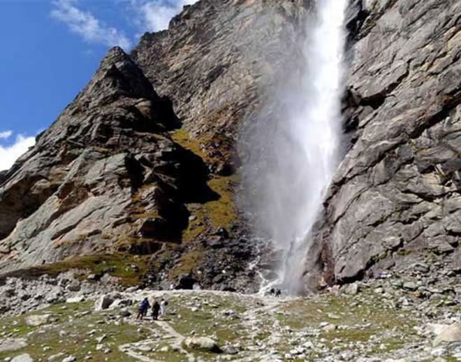 Vasudhara Water Fall Trek Image