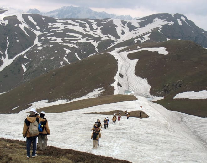 Sour tal trek Image