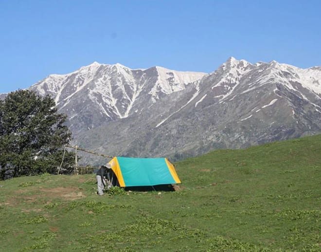 Sour tal trek Image