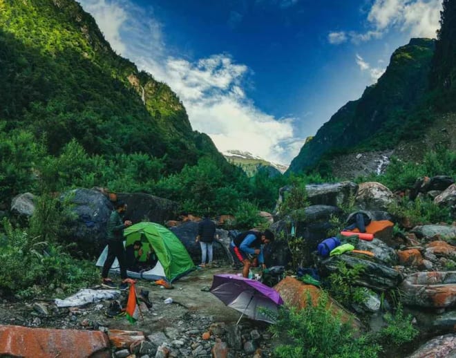 Sunderdhunga Trek Image