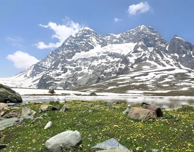 Harmukh valley trek Image