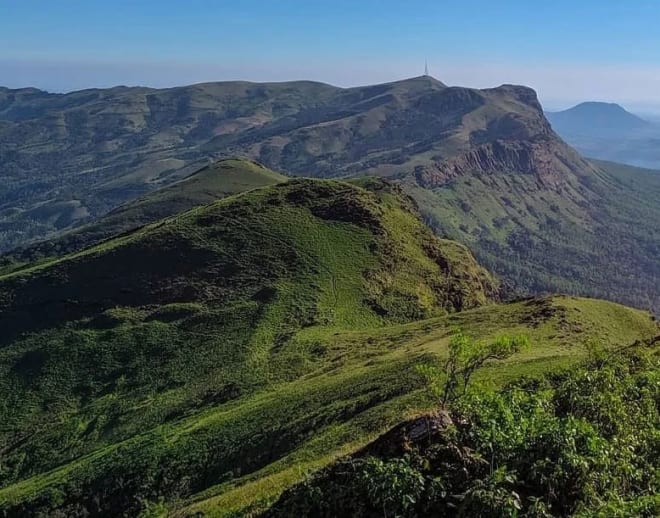 Bababudangiri Trek Image