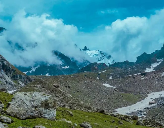 Patalsu peak trekking Image