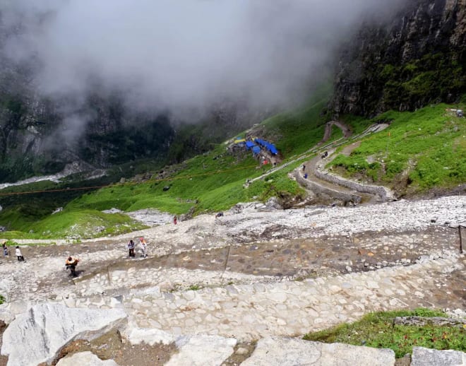 Hemkund Sahib Trek Image