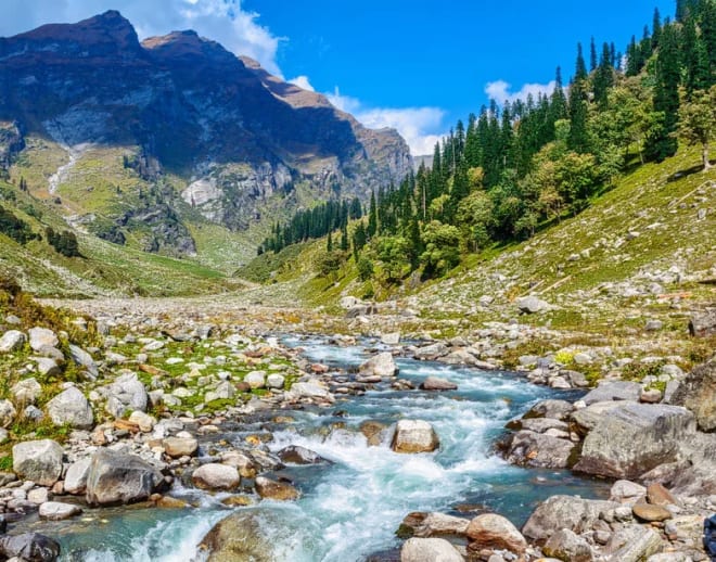 Rani Sui Lake Trek Image