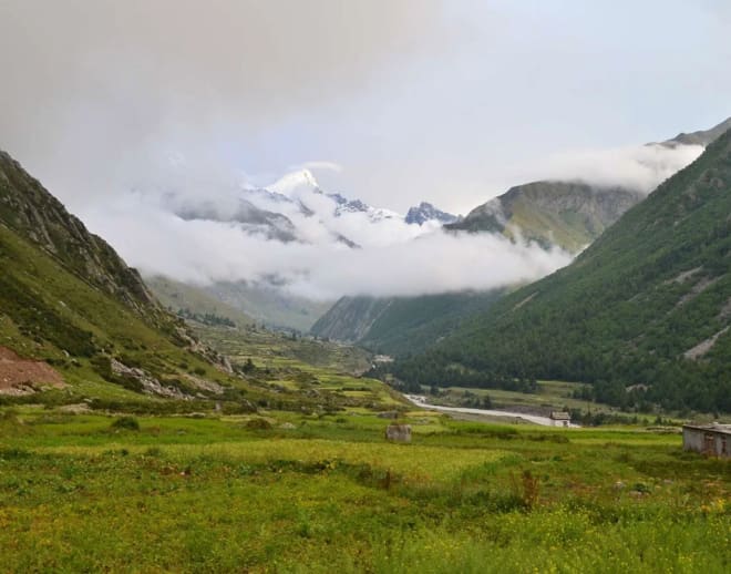 Rani Sui Lake Trek Image