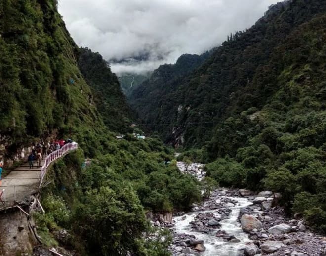 Saptarishi Kund Trek Image