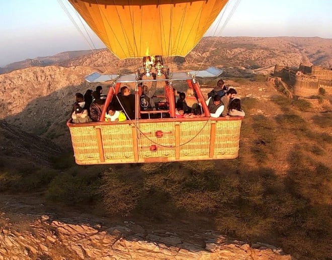 Sky Waltz Balloon Safari Image
