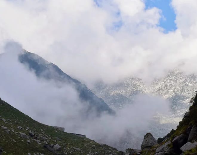 Minkiani Pass Trek Image