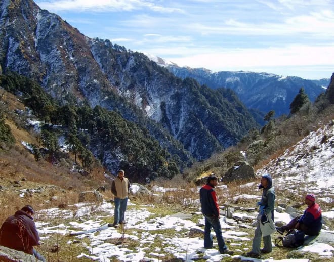 Dodital Trek Uttarakhand Image