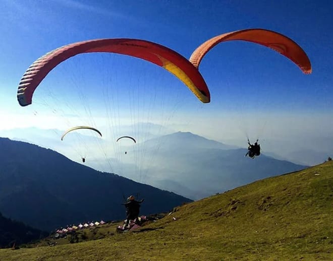 Paragliding in Barot Image