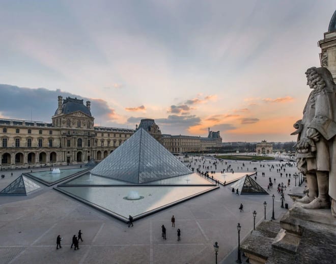 Louvre Museum Image