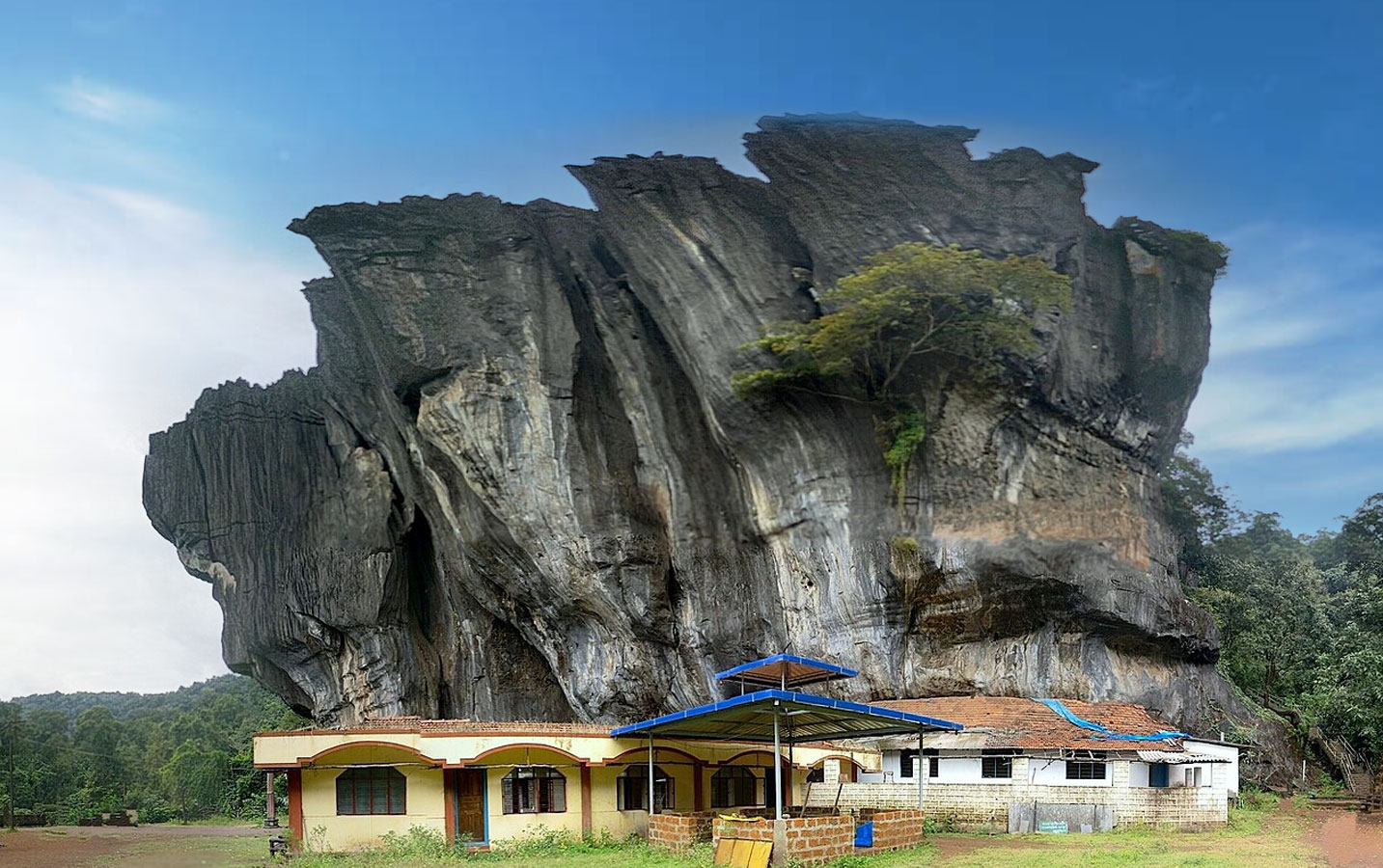 Yana Caves Trek - Image 5