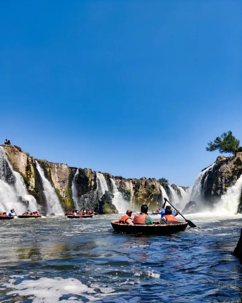 Hogenakkal Waterfalls Tour from Bangalore - Image 5