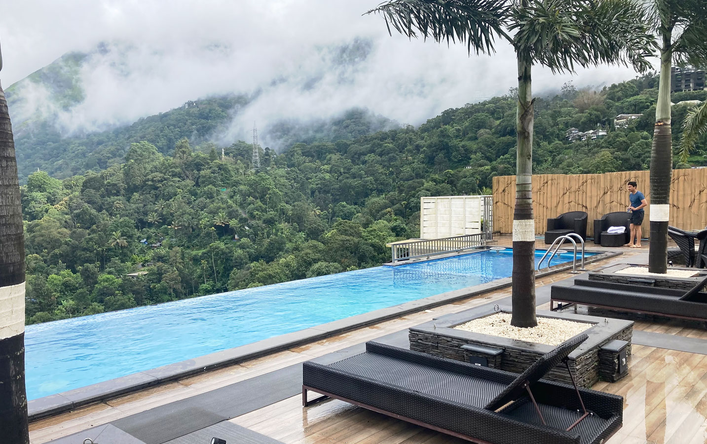 GETAWAY RESORT - Image 1