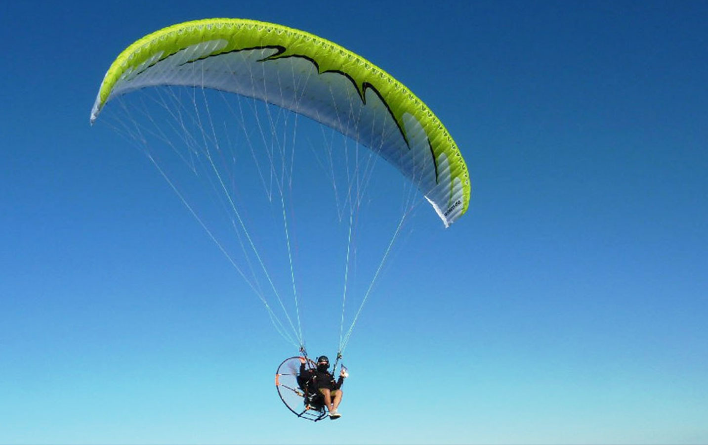 Paramotoring in Bangalore - Image 4