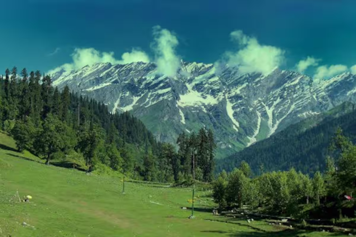 Solang Valley in May
