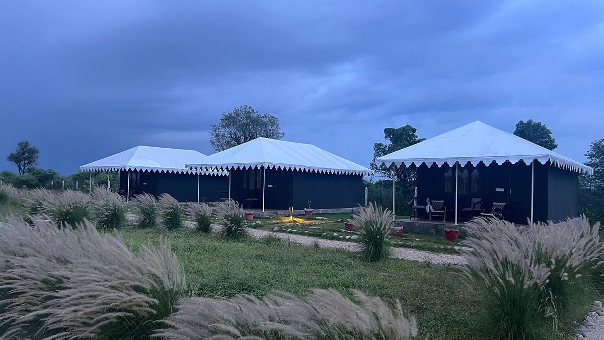10 Resorts in Jawai