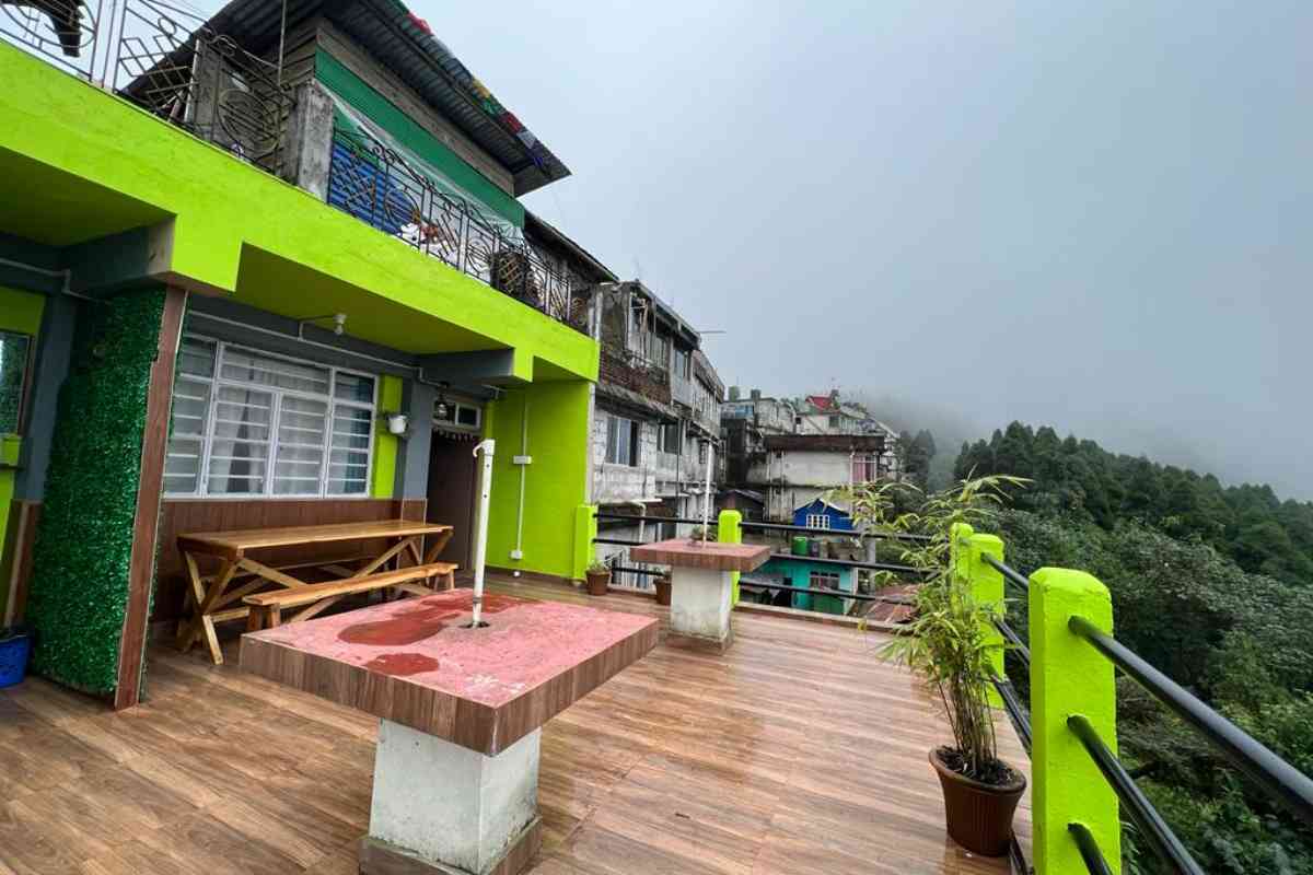10 Lepchajagat Homestays