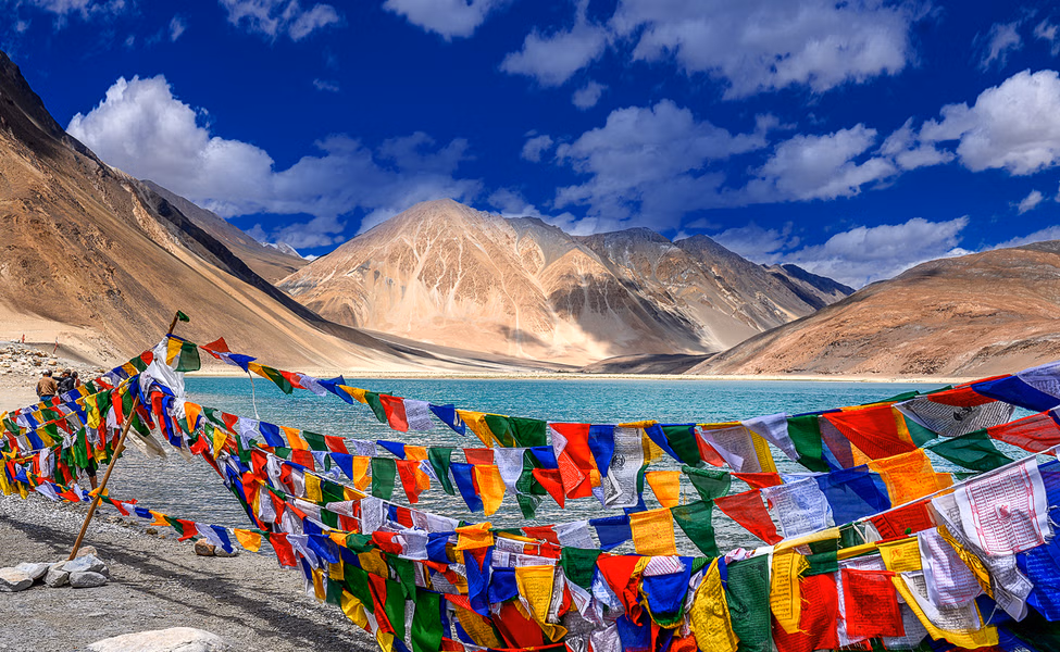 30 Places to Must Visit in Ladakh