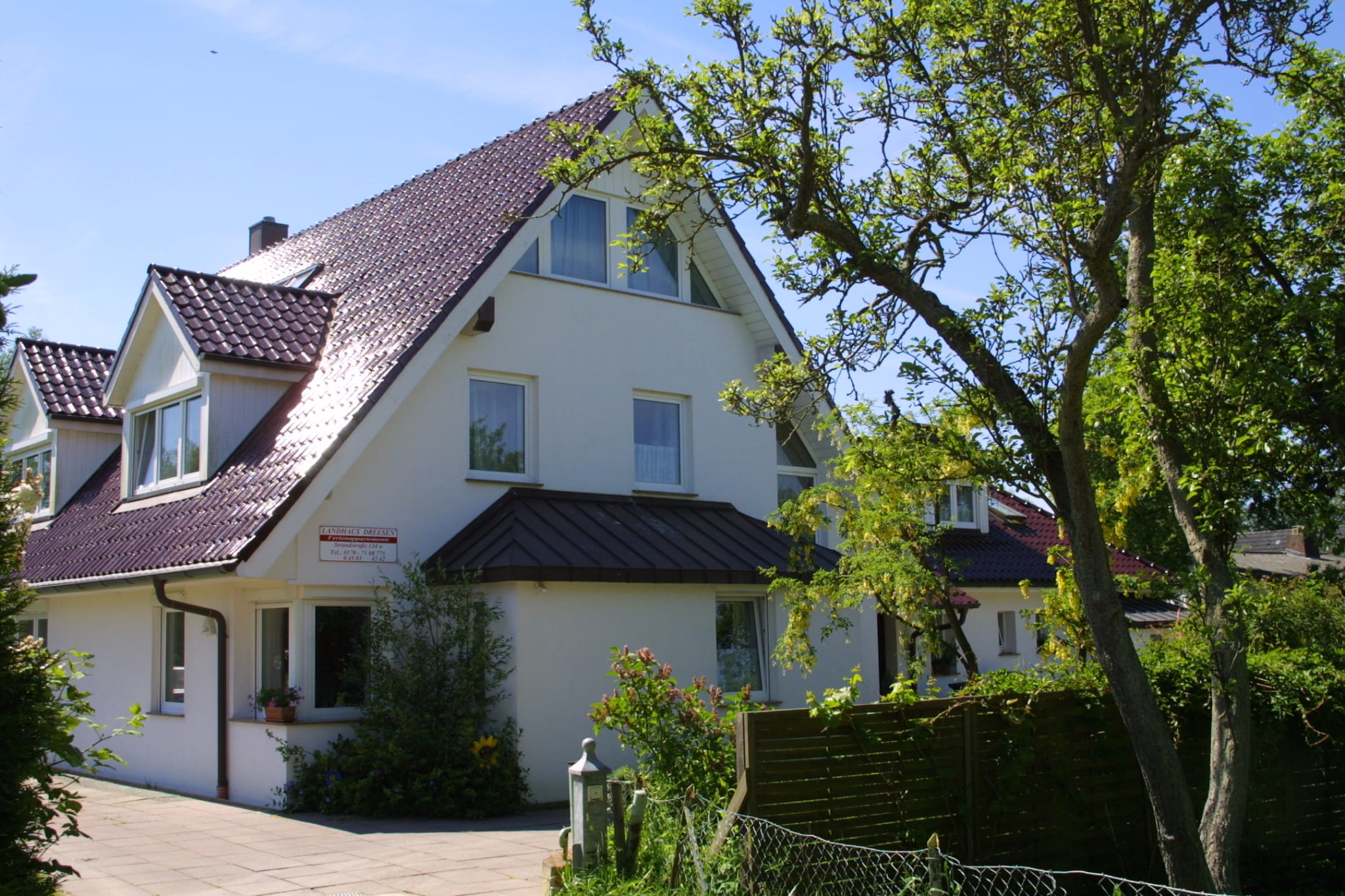 Frontansicht vom Landhaus Dreesen