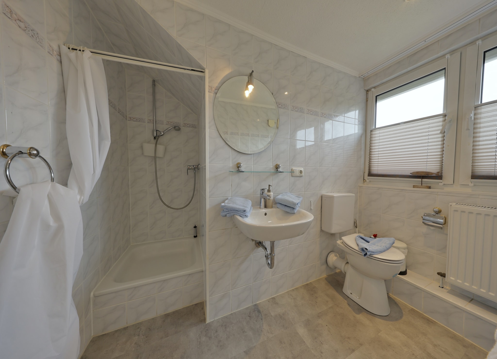 Bad Dusche WC