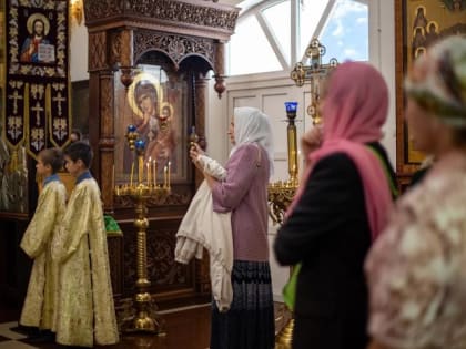 Архиепископ Феофилакт возглавил престольные торжества в Нижнем Архызе