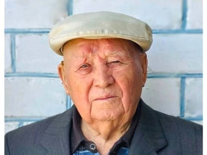 Глава КЧР Рашид Темрезов поздравил ветерана Великой Отечественной войны Василия Зинченко с 98-летием