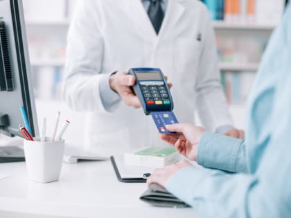 К врачу — только с рублём? На днях в СМИ проскочила информация о том, что с 1 сентября этого года некоторые виды медицинской помощи в России станут для граждан платными...