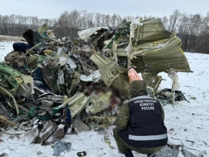 Убито 400 американских наёмников. Рой дронов прижал пехоту. Ил-76 меняет позицию Запада. Авдеевка становится кладбищем резервистов ВСУ, тыловая операция под Бахмутом и др.