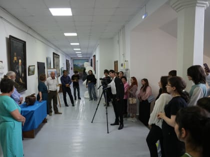 Выставка «Сокровища земли нартов» открылась в Карачаевске