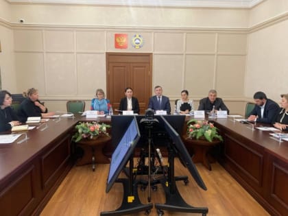 Вопросы оказания государственной помощи на основе социального контракта обсудили в Правительстве Карачаево-Черкесии