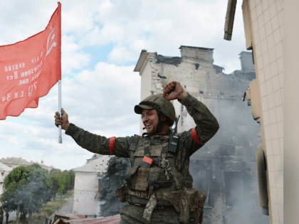 Военная спецоперация на Украине 8 августа онлайн-трансляция (обновляется) +Актуальная информация об обстановке на линии фронта. Зачем Зеленский расписался на Скальпе. Почему обучен