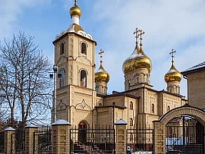 Глава Карачаево-Черкесии Рашид Темрезов поздравил православных верующих с Рождеством