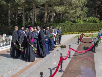 Архиепископ Феофилакт прибыл в Азербайджан