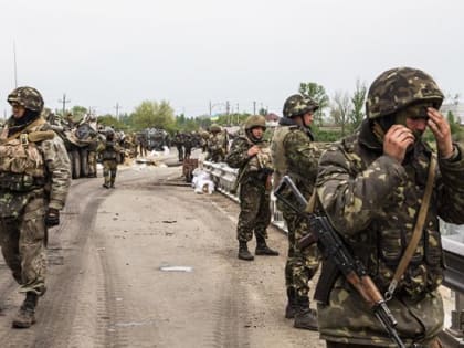 ВСУ хотят остановить российское наступление на Купянском направлении любой ценой. Шокирующие данные о «мясных штурмах». На флангах Бахмутской группировки идут все более ожесточенны