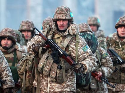 Молния: Европа объявила о планах отправить миротворцев на Украину. НАТО на своих «Леопардах», «Челенджерах» и «Абрамсах» на линию фронта собирается — «принуждать к миру»