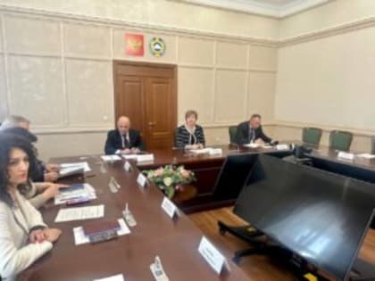 В малом зале Дома Правительства прошло совещание под руководством заместителя Председателя Правительства Карачаево-Черкесской Республики Ирины Гербековой