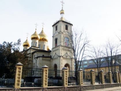 Глава Карачаево- Черкесии поздравил православных верующих с Рождеством
