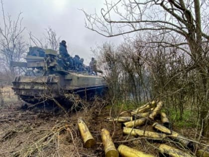 Невероятный по накалу бой за высоту 238, который решит судьбу Бахмута. Укро-вояки расценивают отправку в сакральный город, как смертный приговор. Вот уже боевики "Азова" 