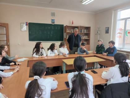 Занятие с юнармейским отрядом МБОУ «Центр образования №11» г. Черкесска