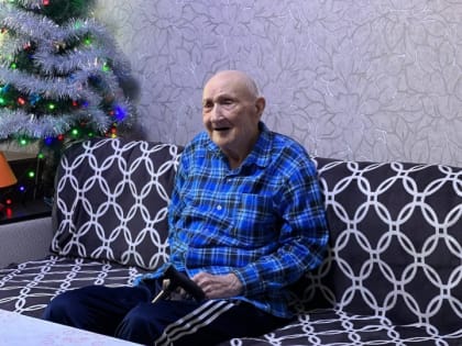 Рашид Темрезов поздравил ветерана Великой Отечественной войны Афанасия Петровича Солнышкина со 103-летием