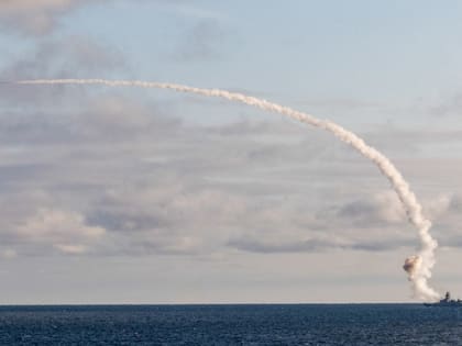 МАСШТАБНЫЙ УДАР ВС РОССИИ. Русская ракета поразила совещание ВСУ и, предположительно, офицеров НАТО в Кривом Роге. Ну, а склады ВСУ горят от Угледара до Великой Новоселки. ВСУ отка