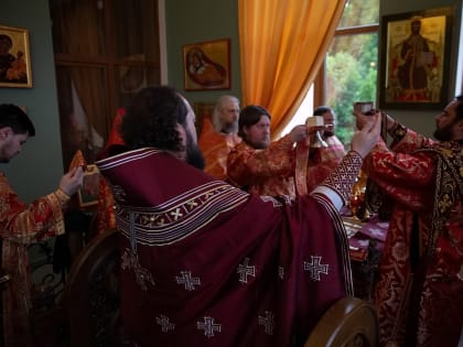 В храме игуменского корпуса Бештаугорского монастыря встретили престольный праздник