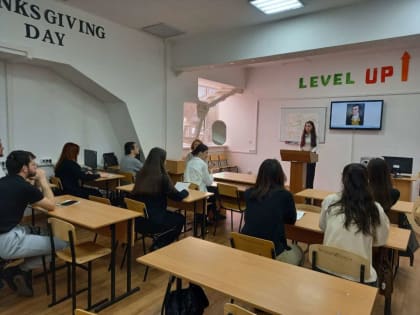 В КЧГУ прошла студенческая научно-практическая конференция «Лингвистические особенности произведений Роберта Бернса в изложении российских литературоведов»