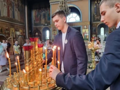В православной гимназии состоялось вручение аттестатов