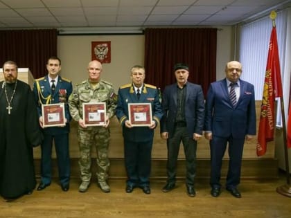 Духовенство поздравило с юбилеем сотрудников Росгвардии