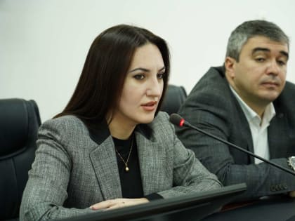 Координационный центр КЧГУ провел беседу “Роль современного образования в профилактике экстремизма и терроризма в молодежной среде” со студентами педагогического факультета