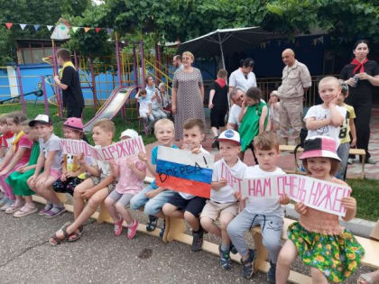 В православном детском саду празднику посвятили спортивную эстафету