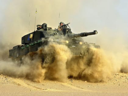 На Украину едут опасные танки: полный список бронетехники, обещанной Западом. Аналитик ЦАСТ оценил обещанные Зеленскому вооружения